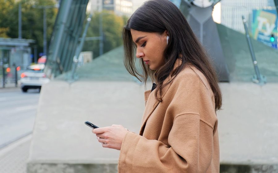 Person waiting on a phone